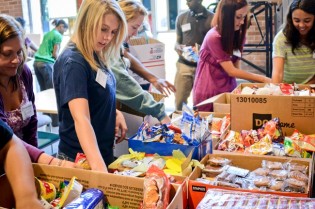 10-03 Georgia Southern University Collects More Than 5,200 Snacks for Soldiers