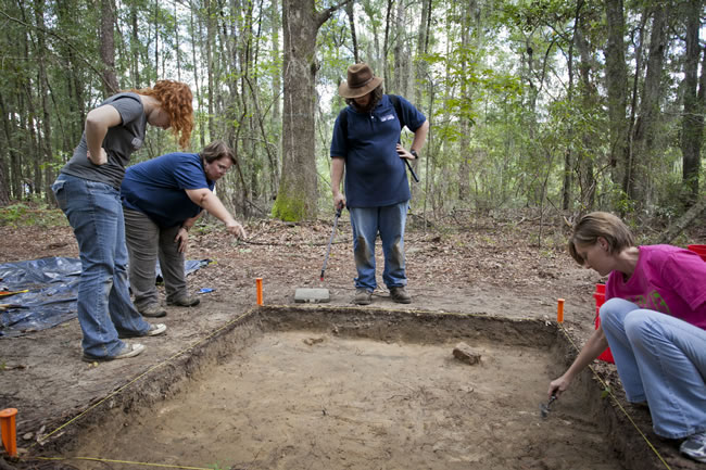 5-1 X-rays reveal Civil War artifacts at Camp Lawton